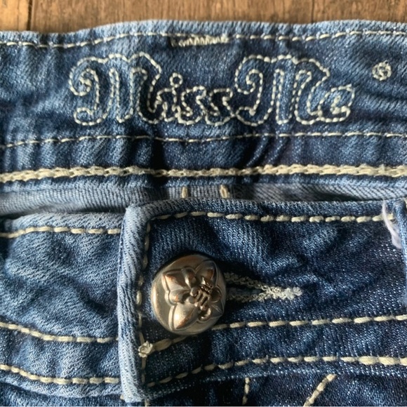 Mid Rise Boot Cut Miss Me Jeans - Picture 4 of 13